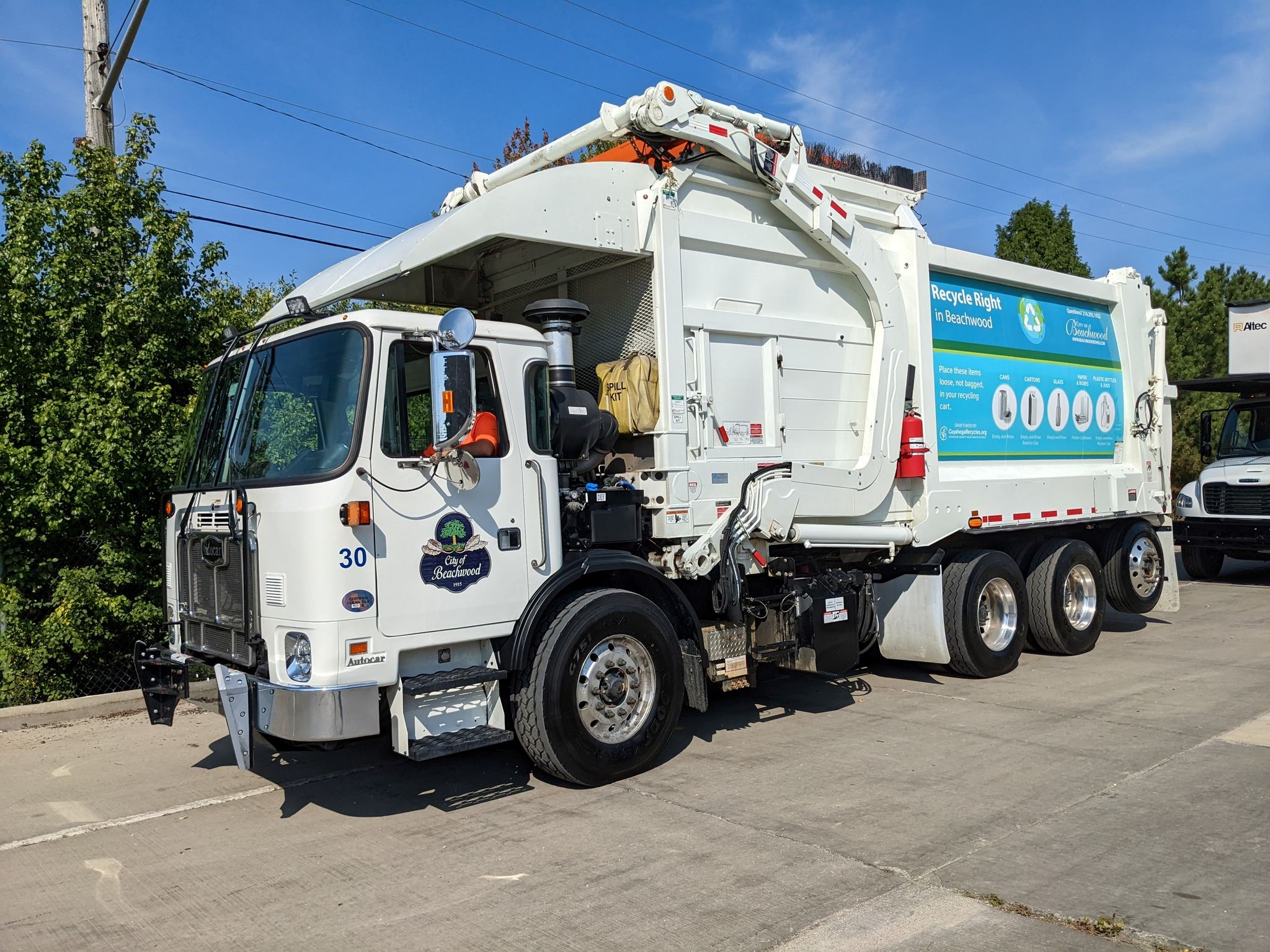 Service Parade Pic4(Garbage_Truck)